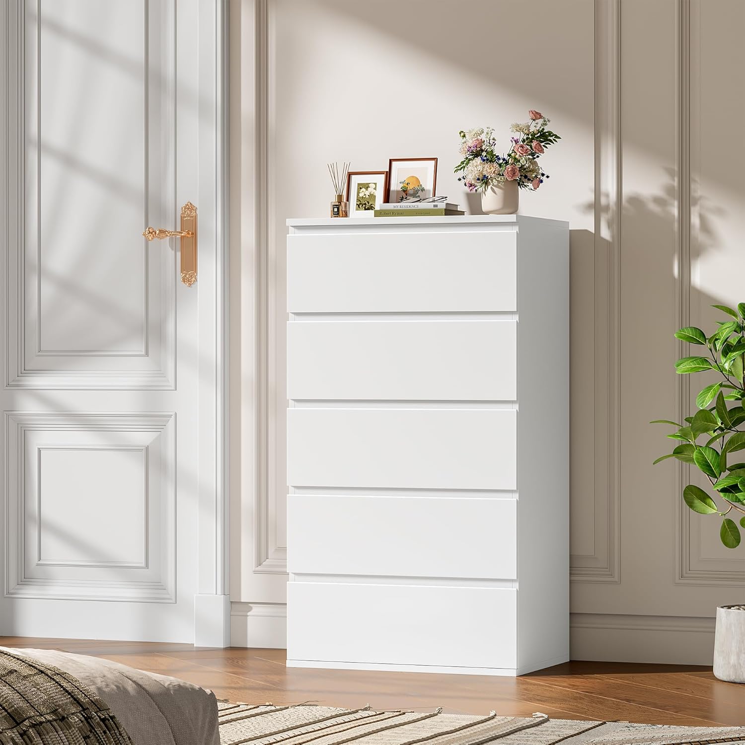 White Chest of Drawers Bedroom Storage Cabinet with 5 Drawers Tall Chest of Drawers Dresser Wooden Cupboard Bedroom Furniture for Living Room 55x33x100cm
